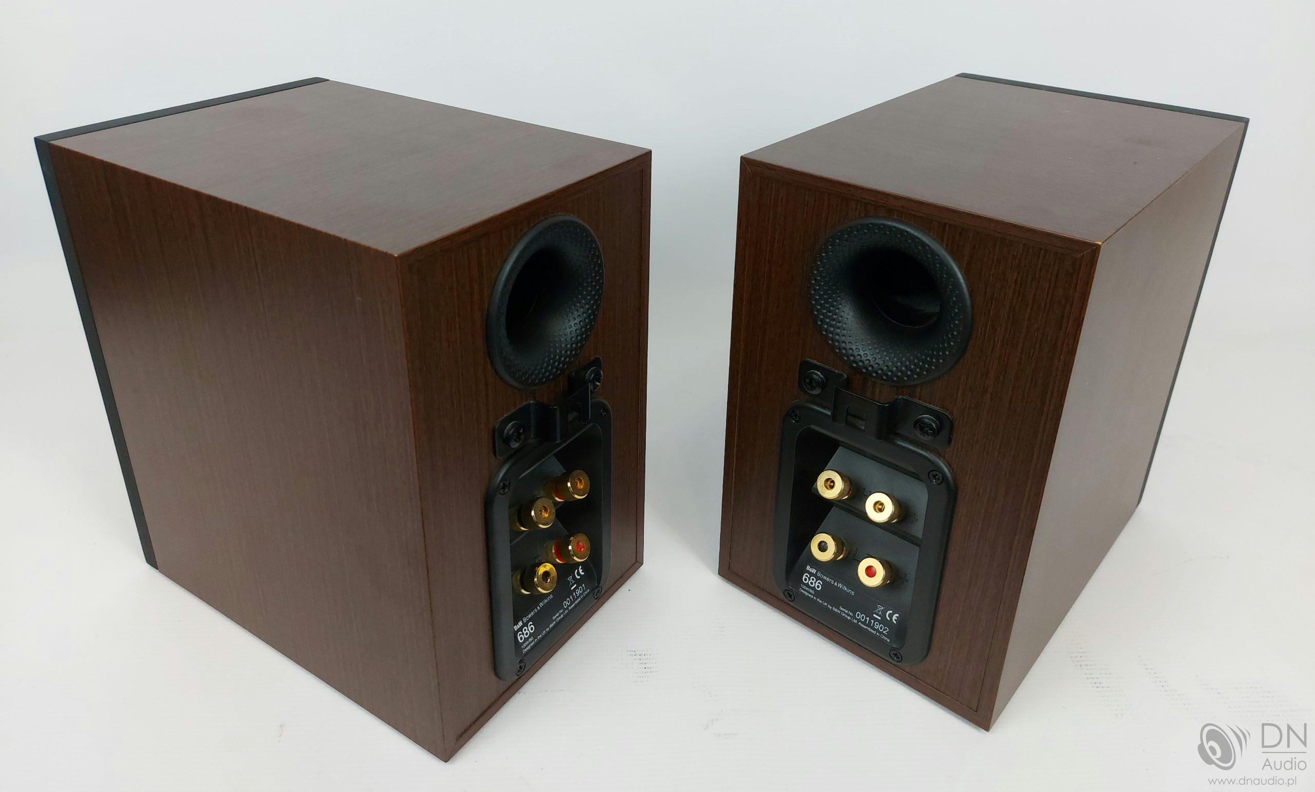 B&W 686 - obrazek 10