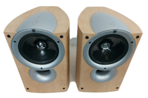 KEF Q1