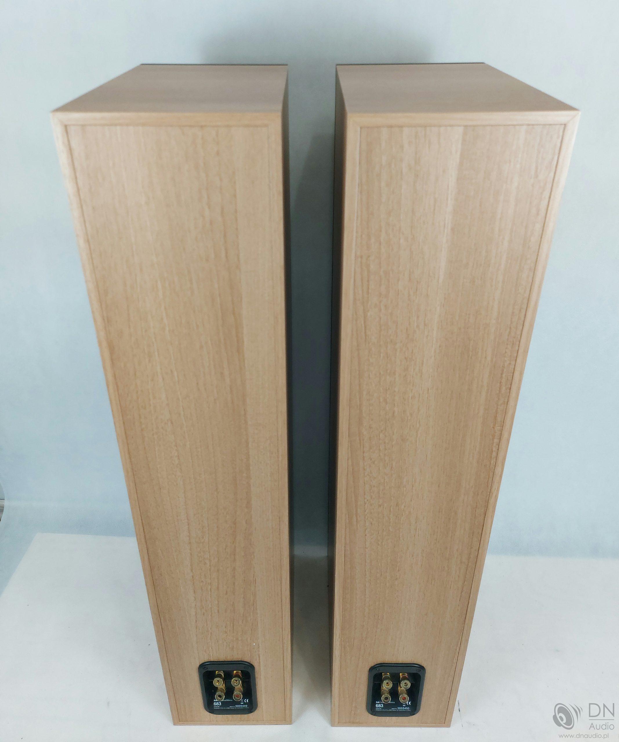 B&W 683 - obrazek 11