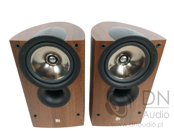 KEF iQ1