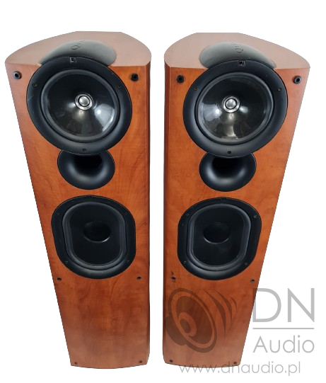 KEF Q7
