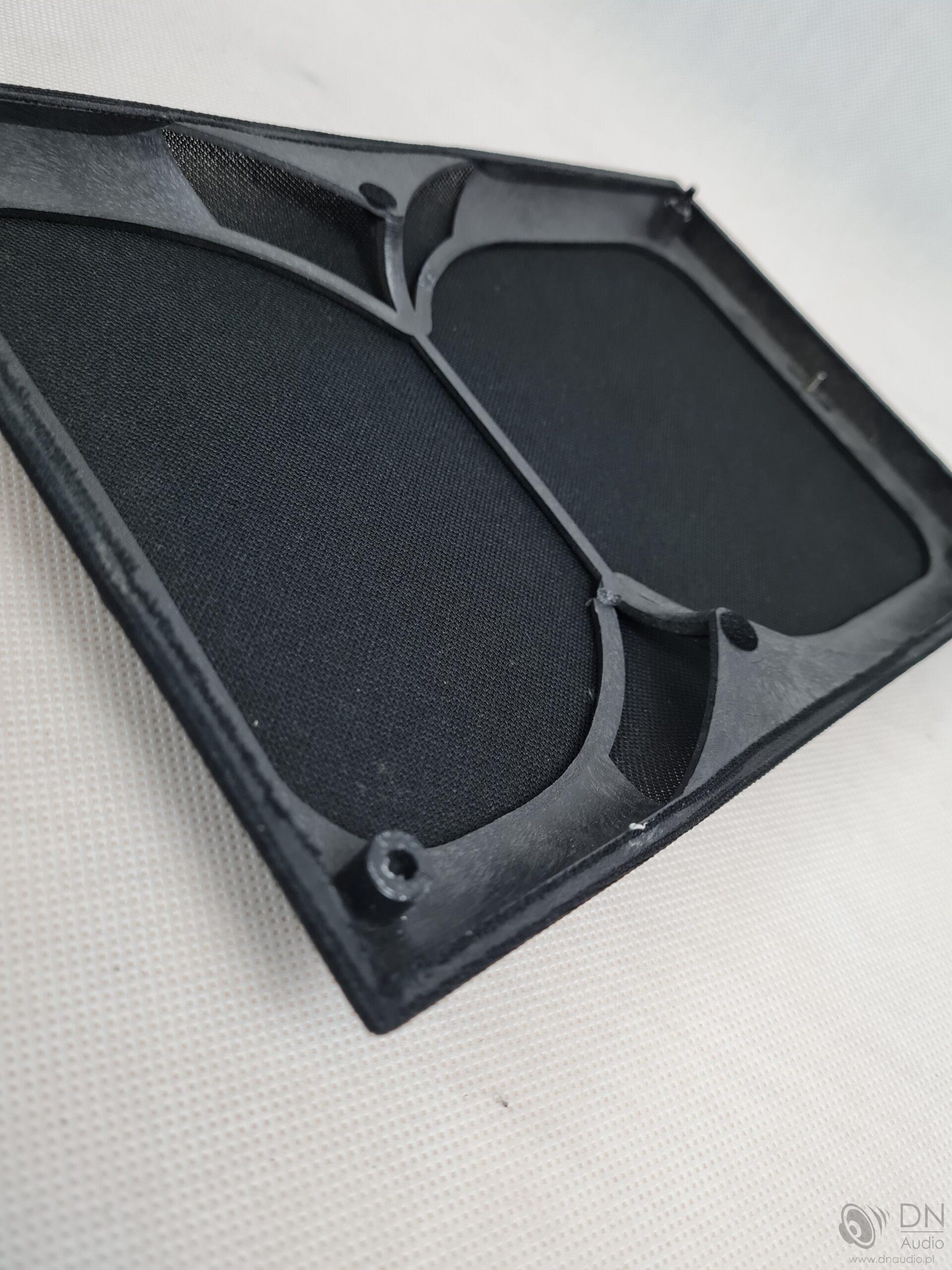 B&W CDM2 - obrazek 4