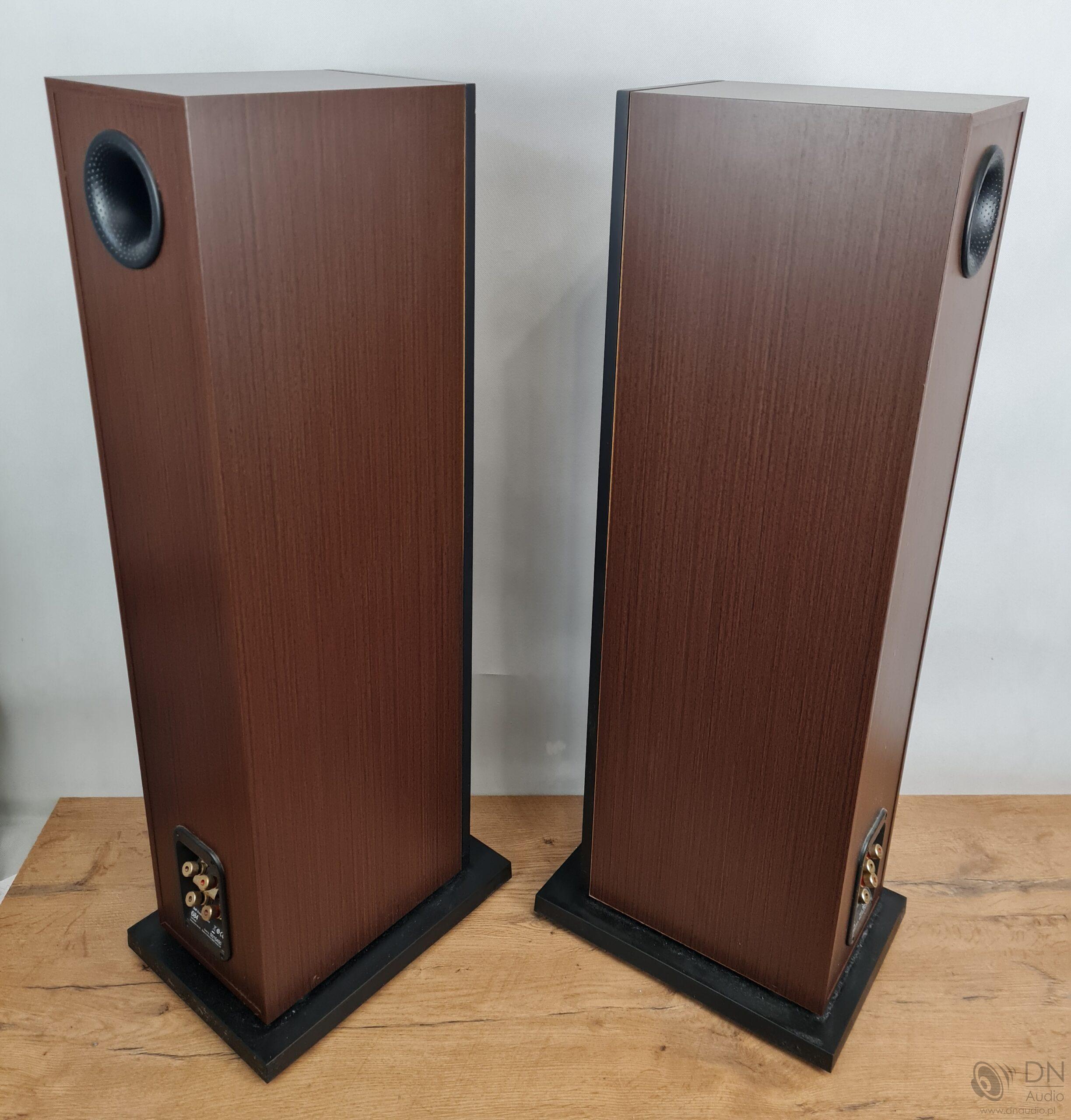 B&W 684 - obrazek 11