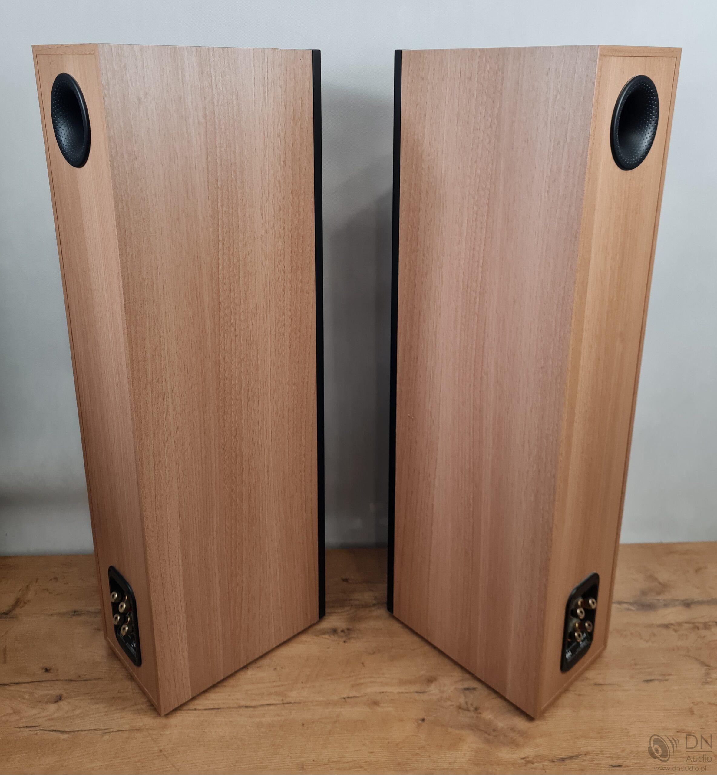 B&W 684 - obrazek 10