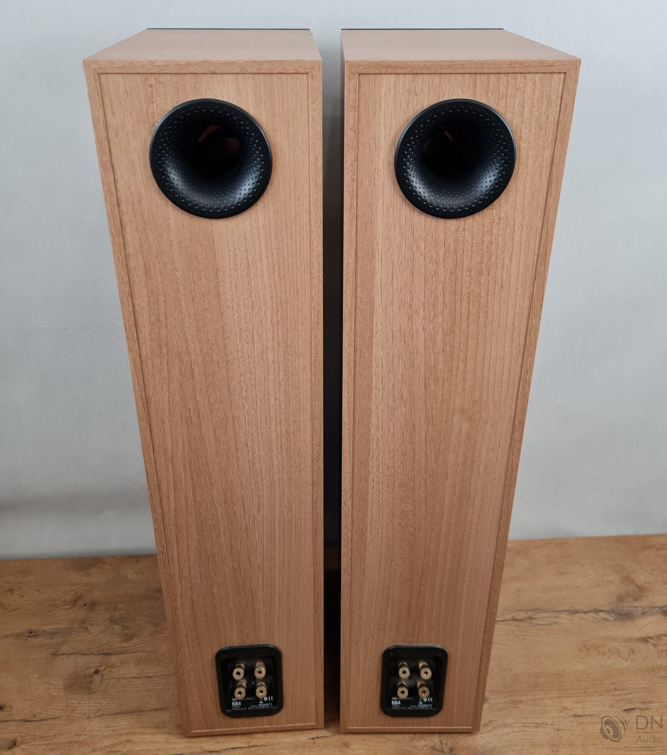 B&W 684 - obrazek 12