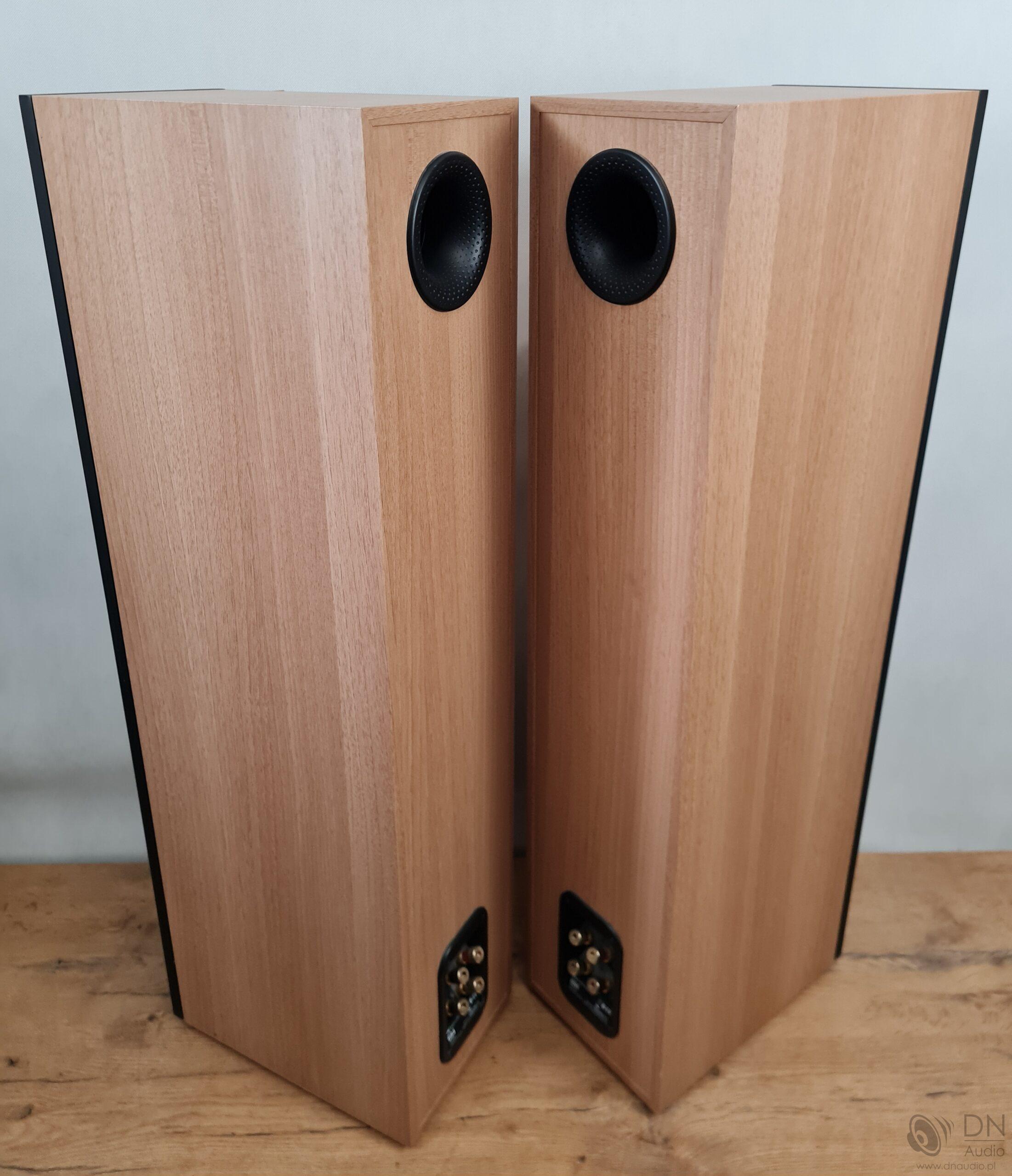 B&W 684 - obrazek 11