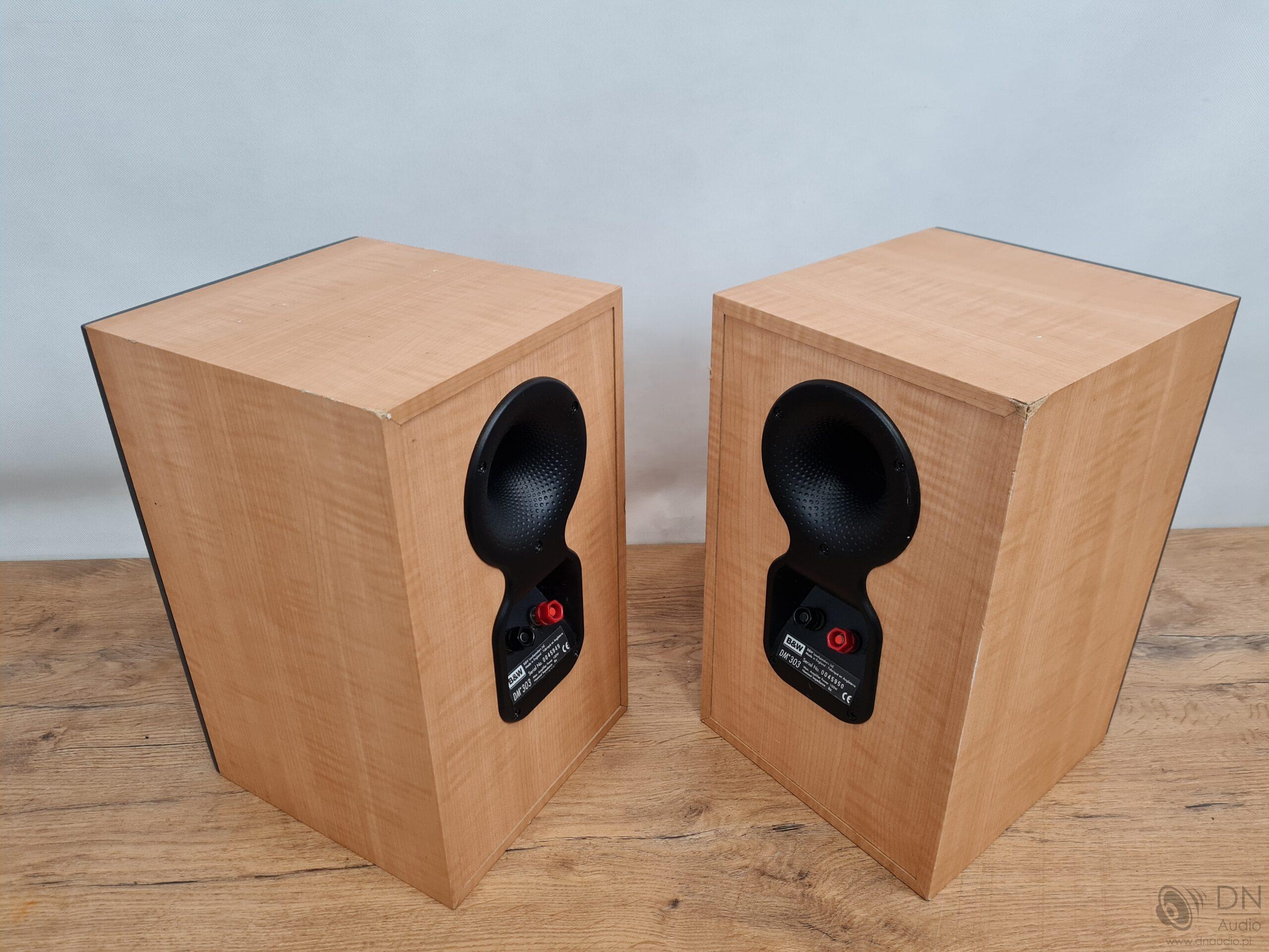 B&W DM303 - obrazek 8