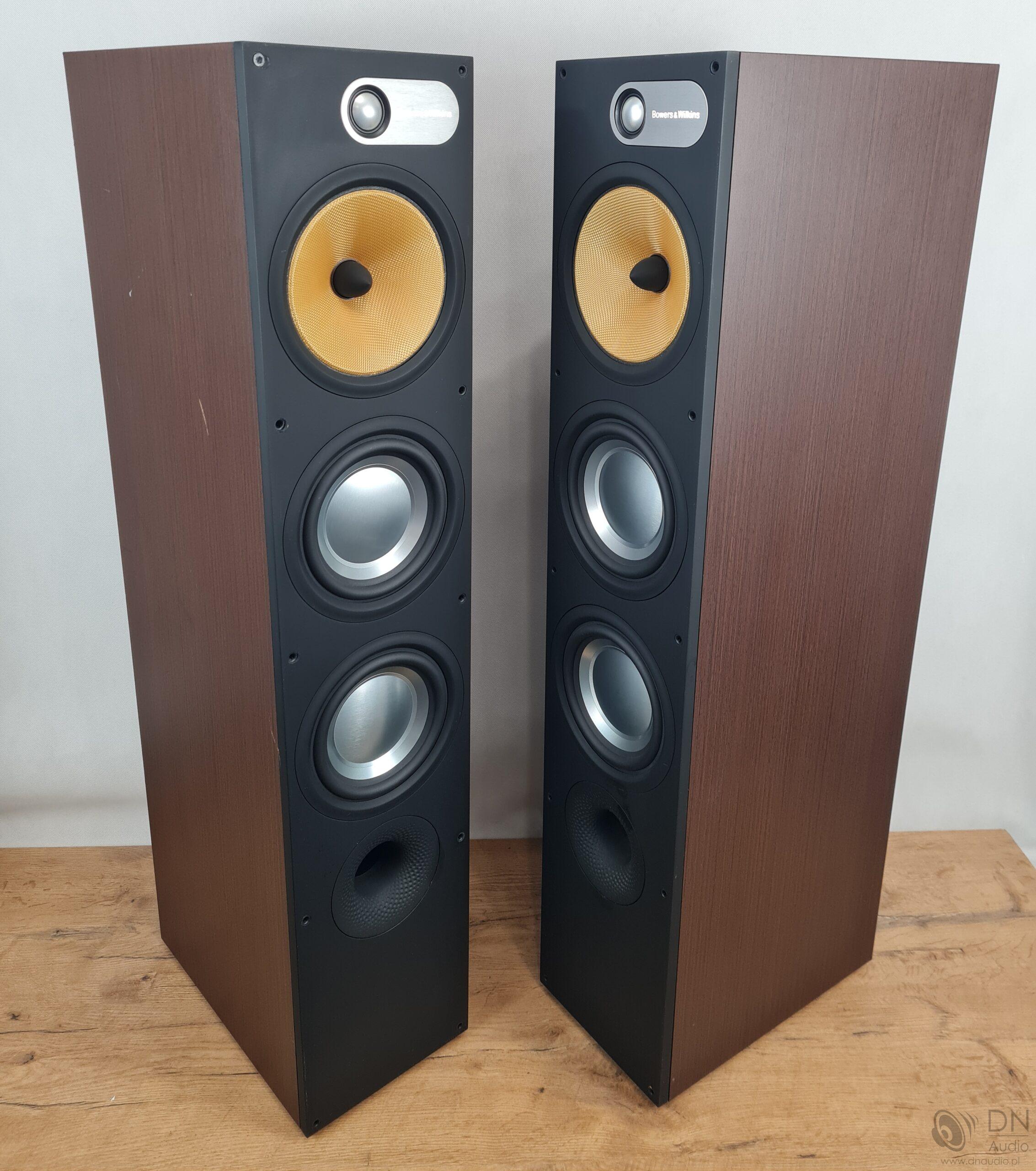 B&W 683 - obrazek 12