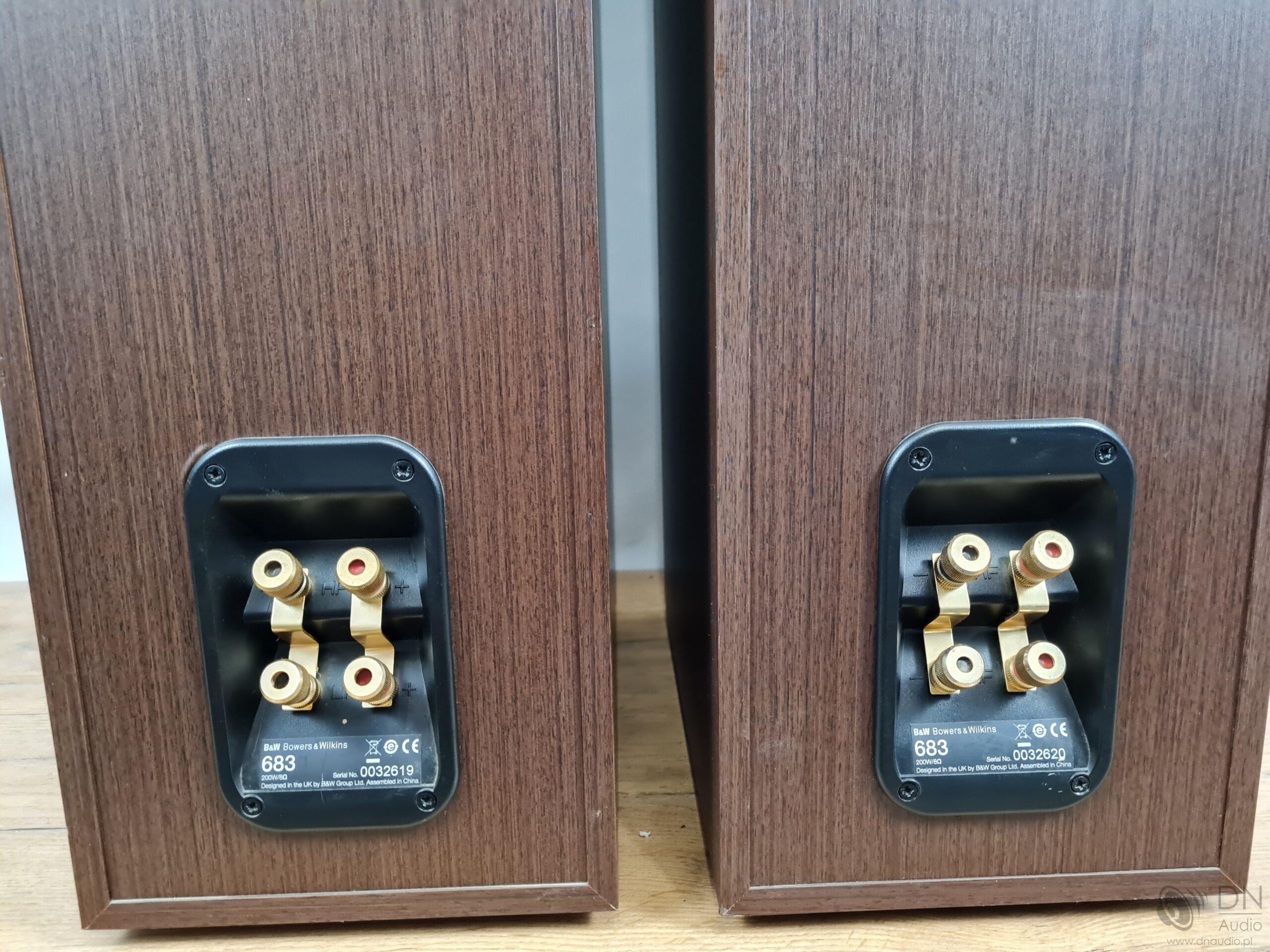 B&W 683 - obrazek 18