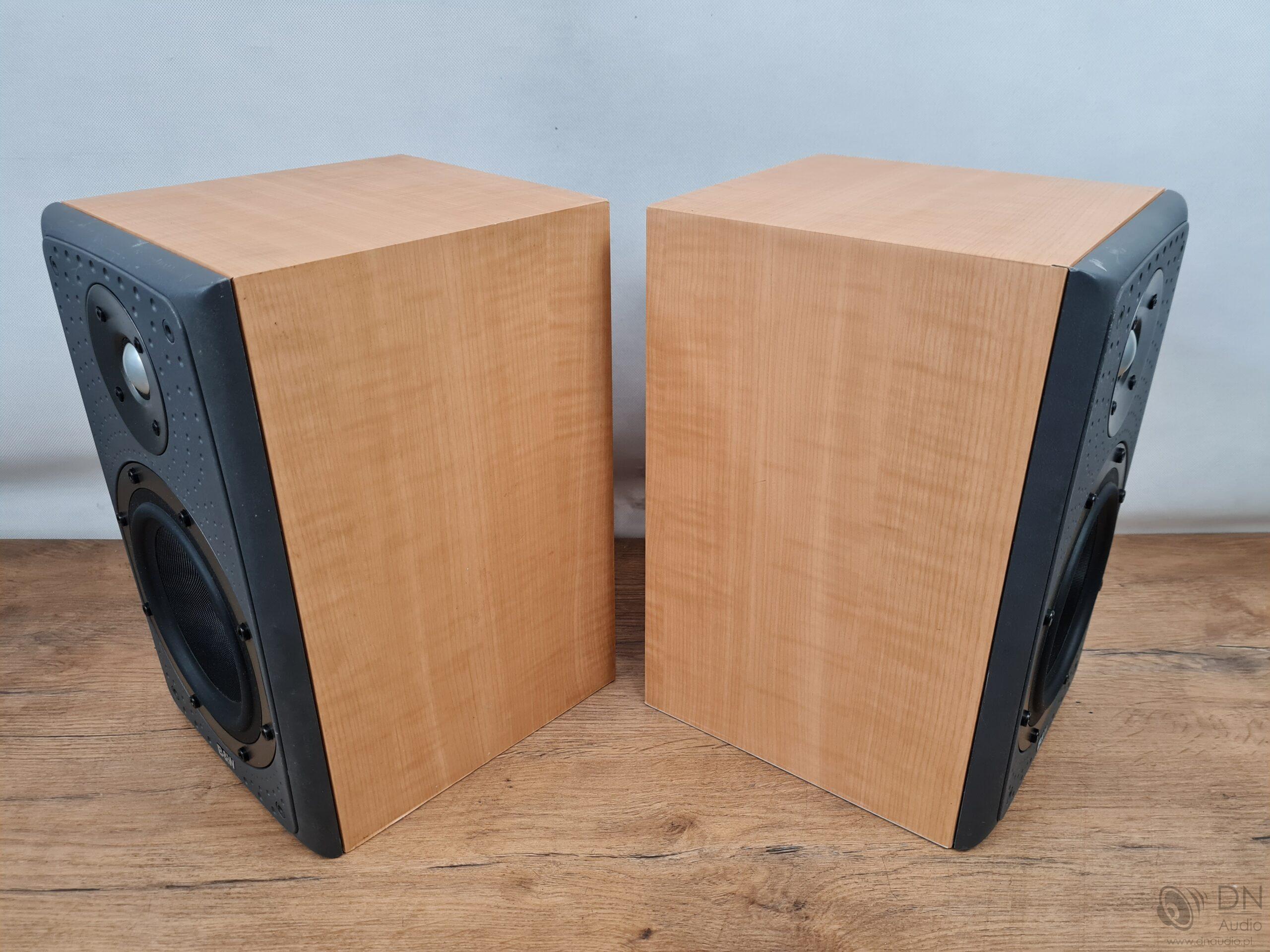 B&W DM303 - obrazek 6