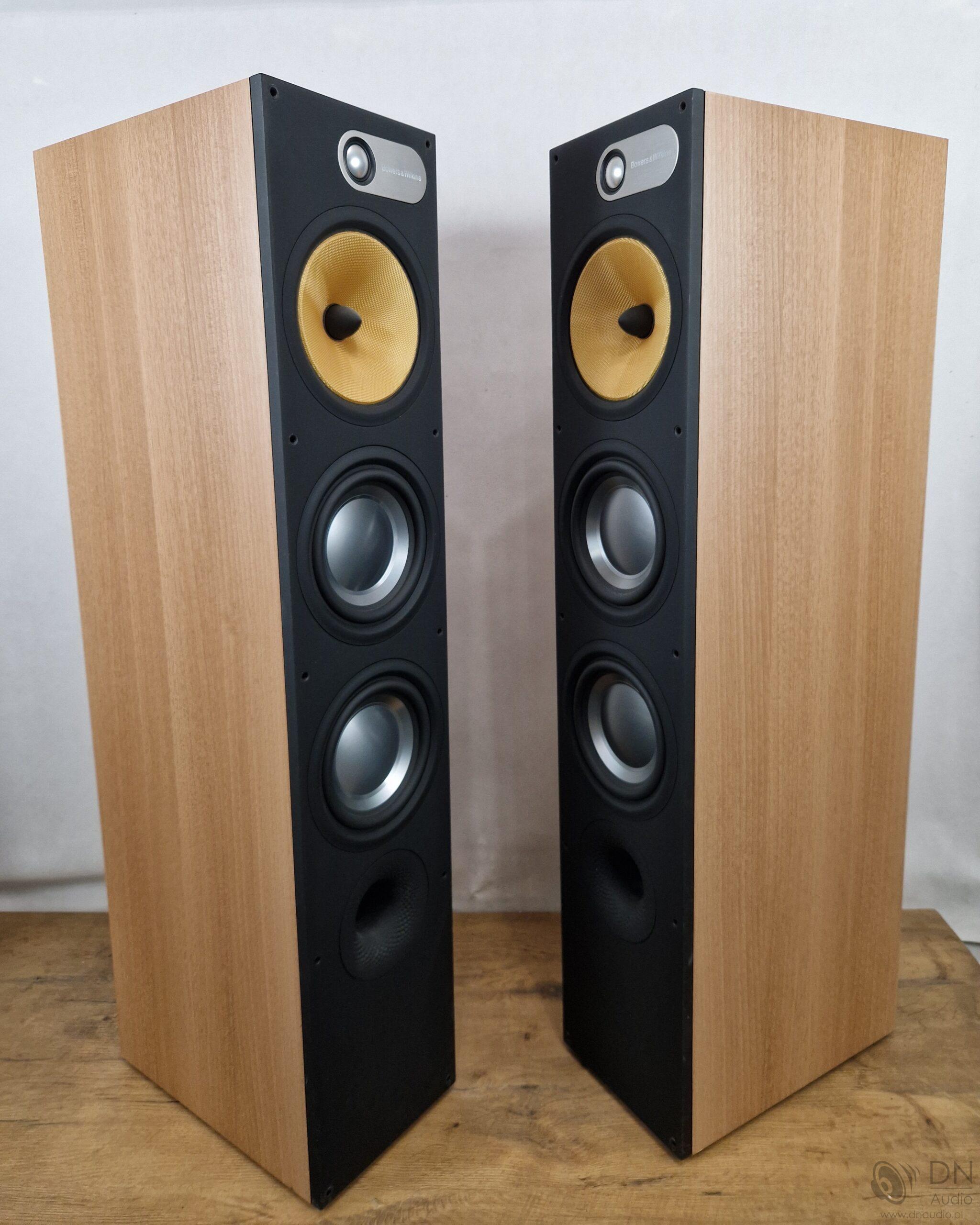 B&W 683 - obrazek 11