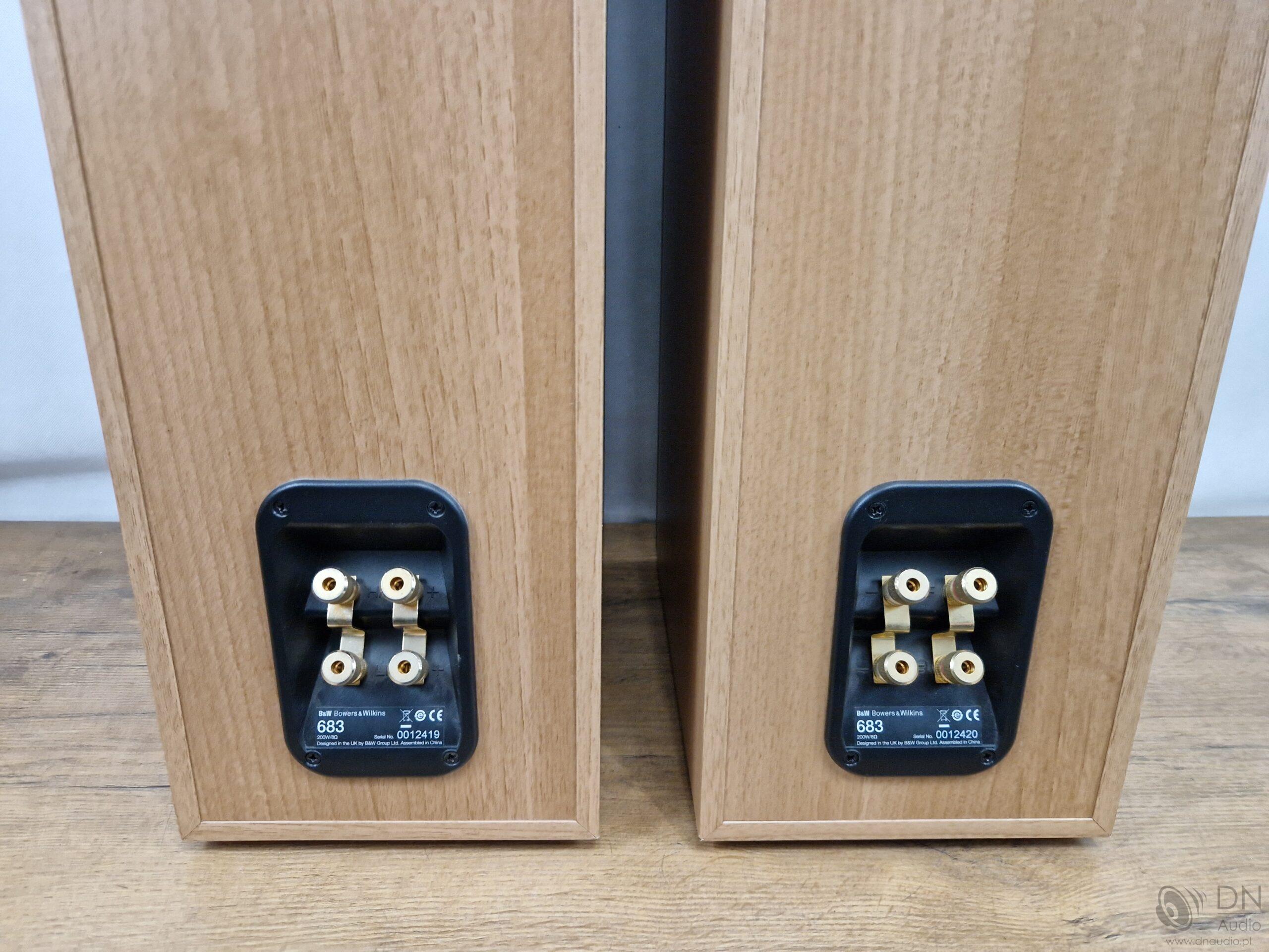 B&W 683 - obrazek 14