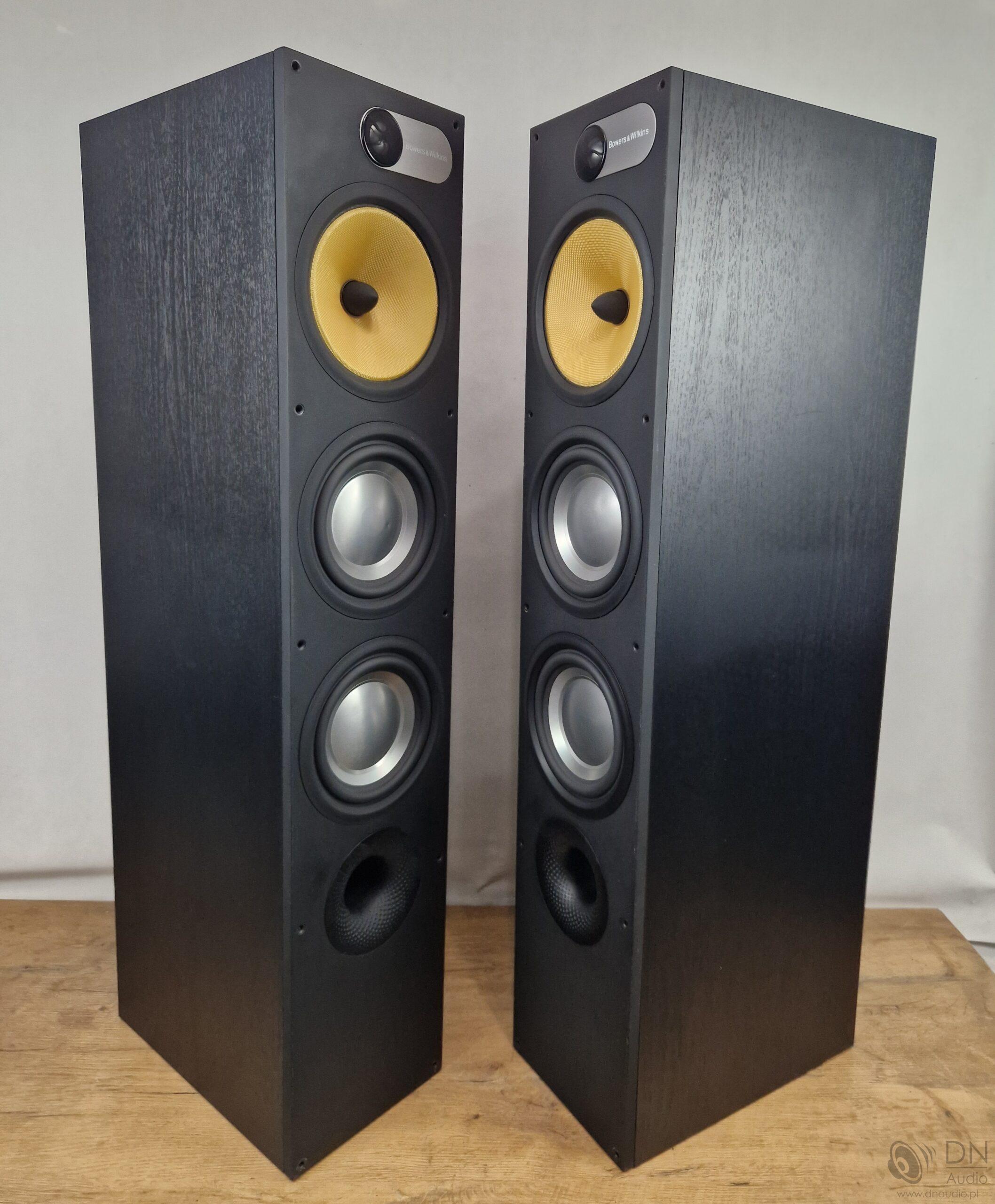 B&W 683 - obrazek 12