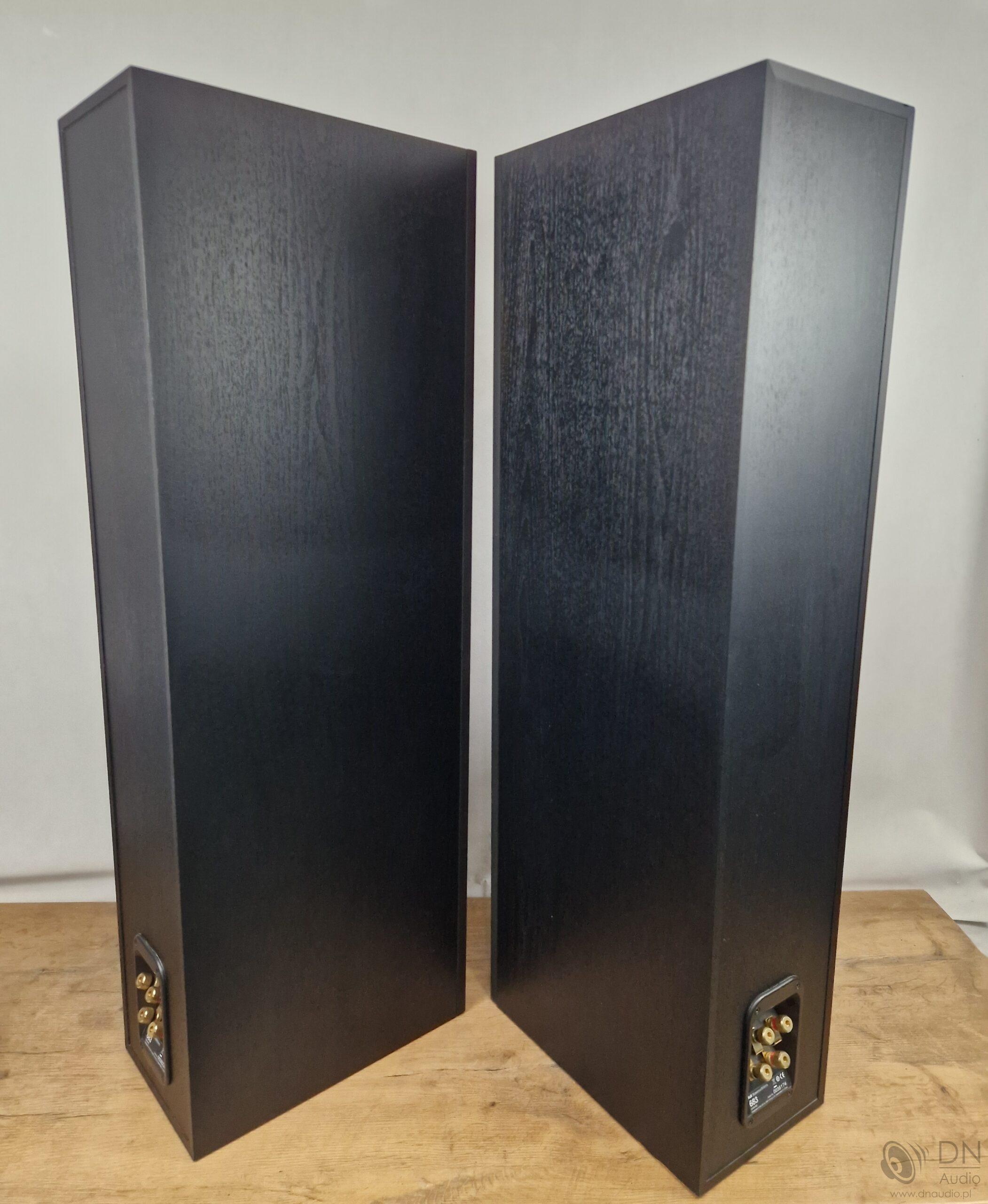 B&W 683 - obrazek 13