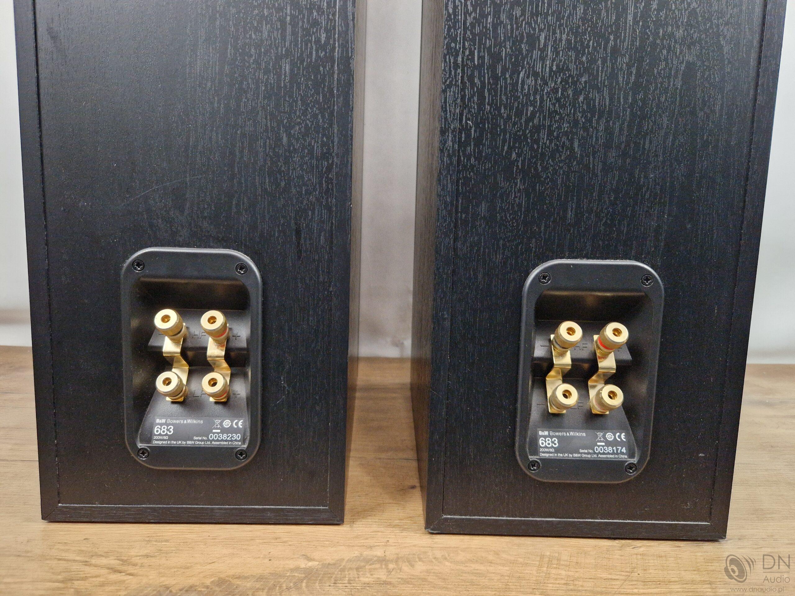 B&W 683 - obrazek 15