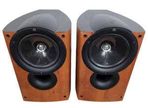 KEF Q1